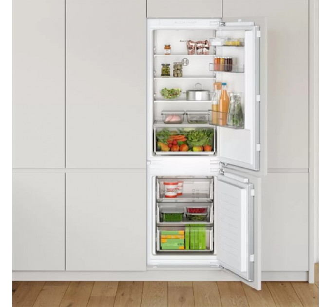 Холодильник  BOSCH KIN86NFF0