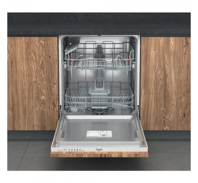 Посудомийна машина HOTPOINT ARISTON HIS3010